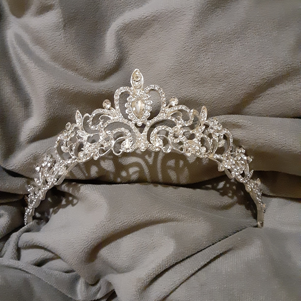 Diamond tiara